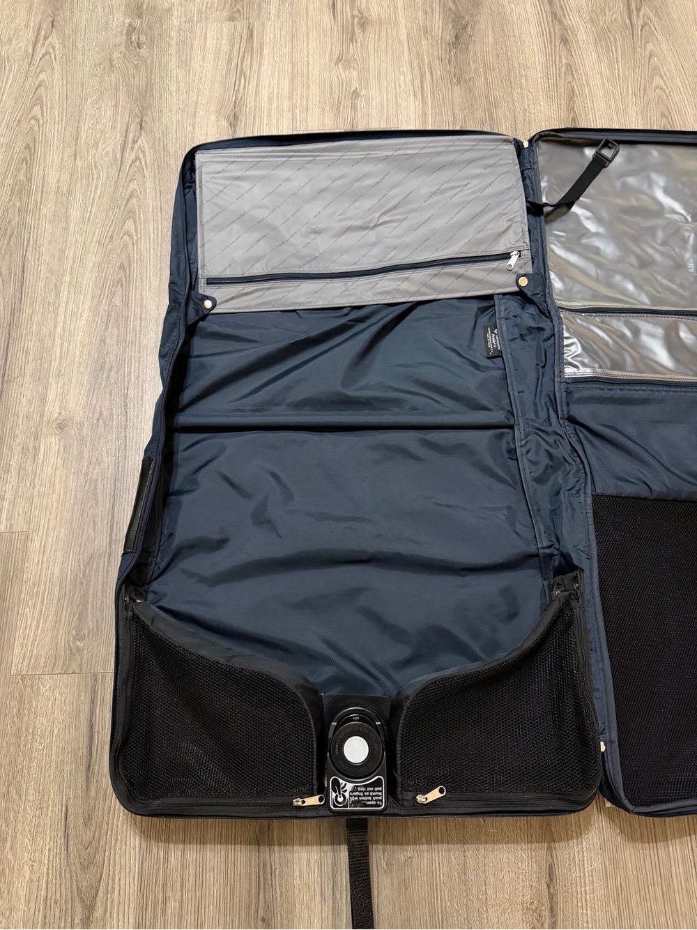Samsonite Navy Travel Garment Bag with Shoulder Strap - Picture 11 of 15